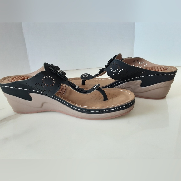 FUDYNMALC Black Floral Studded Compy Orthopedic Arch Support Thong Wedge Sz 10.5 - Picture 2 of 11